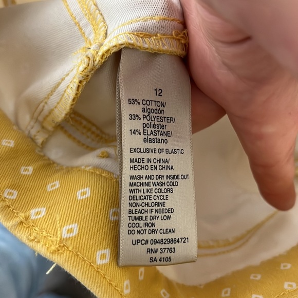 5 for $15 sale**Women’s Pull On Patterned Pants - Picture 4 of 4